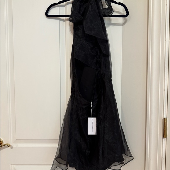 NWT Lovers + Friends Black Halter Babydoll Mini Dress size M - Picture 2 of 8